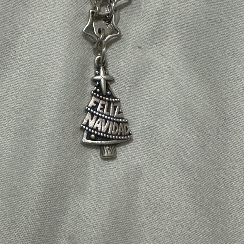 James avery Feliz Navidad Charm
